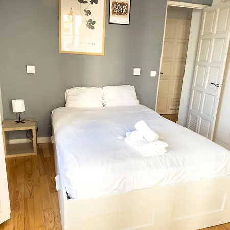 Stylish 1br Apt, Ac, Near Sight, Private Parking Opt *