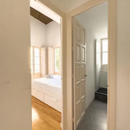 Stylish 1br Apt, Ac, Near Sight, Private Parking Opt *
